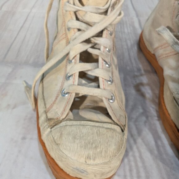 VTG Acton Wings Broomball Men's 10 White Canvas Broom Ball Athletic Sneaker - Picture 4 of 12